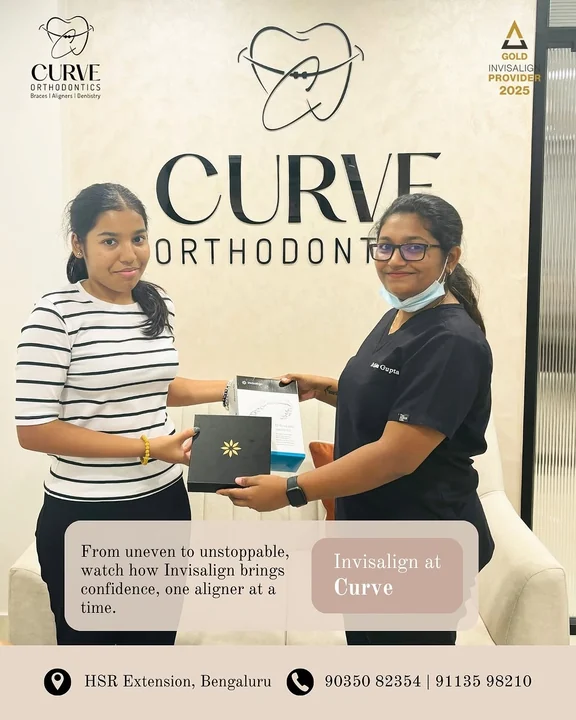 Another smile story begins at Curve Orthodontics! ✨ Our patient starts their Invisalign journey today — choosing…